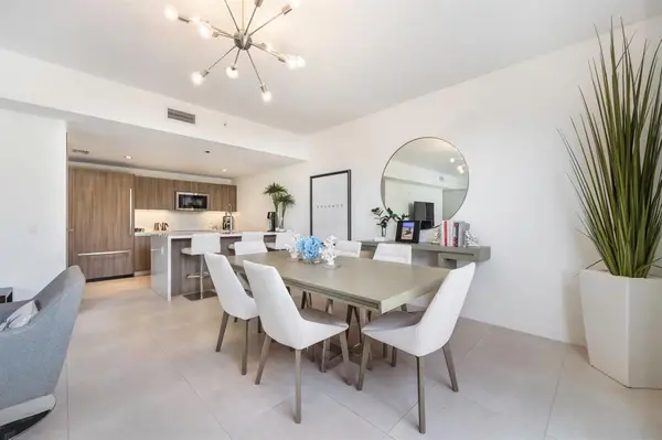 Fort Lauderdale, FL 33304,401 N Birch Rd #TH7