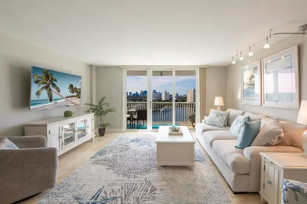 1 Las Olas Circle #1205, Fort Lauderdale, FL 33316