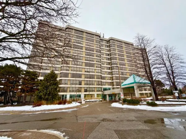 Brampton, ON L6Y 3B1,310 Mill ST S #202