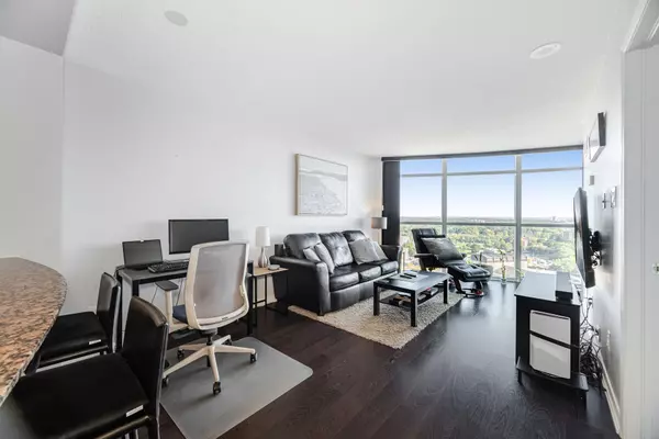 Brampton, ON L6X 0T6,9 George ST N #2003