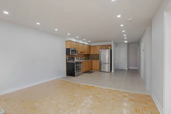 Brampton, ON L7A 3T2,19 Savita RD