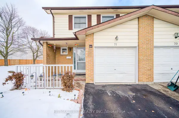 3525 Brandon Gate DR #71, Mississauga, ON L4T 3M3