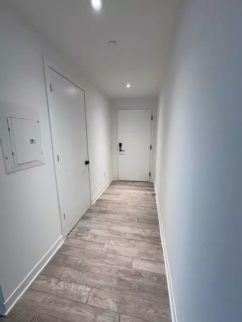 Toronto W02, ON M6P 0C5,2625 Dundas ST W #406