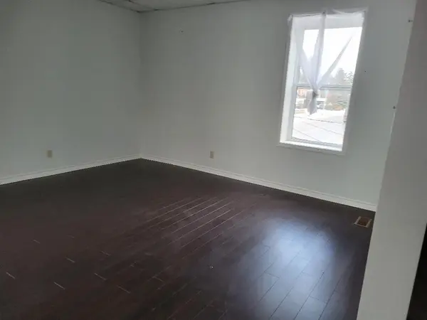 Erin, ON N0B 1Z0,92 Trafalgar RD