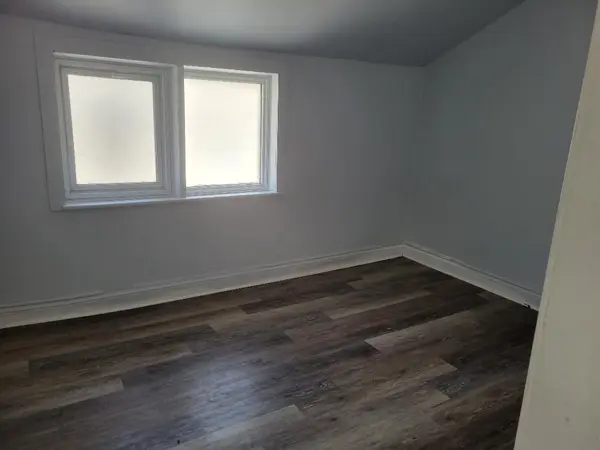 Erin, ON N0B 1Z0,92 Trafalgar RD