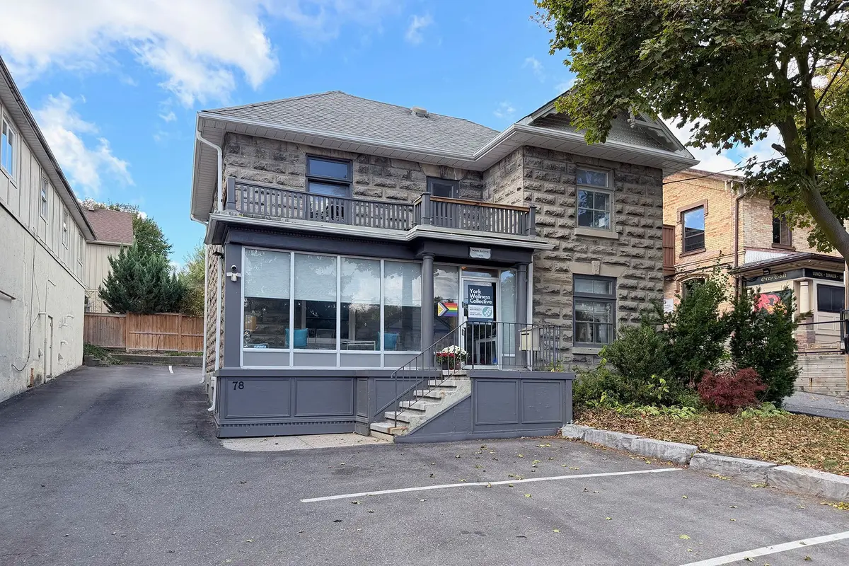 78 Main ST S, Newmarket, ON L3Y 3Y6