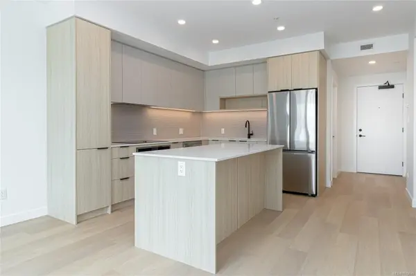 Colwood, BC V9C 0V3,3564B Ryder Hesjedal Way #310