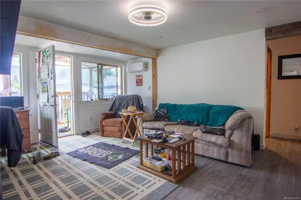 Lake Cowichan, BC V0R 2G0,32 Poplar St