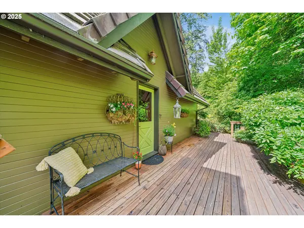 West Linn, OR 97068,30625 SW RIVERWOOD DR