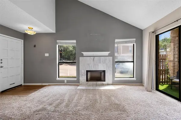 2101 Park Willow Lane #A, Arlington, TX 76011