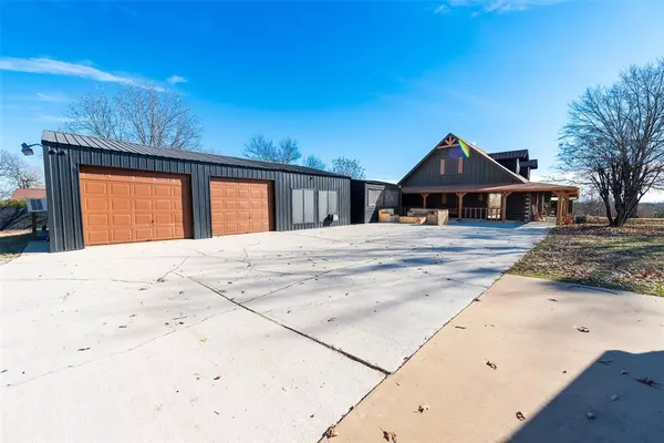 Mount Vernon, TX 75457,3551 NW County Road 1018