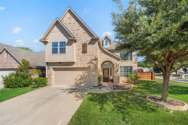 10300 Stoneside Trail,  Fort Worth,  TX 76244