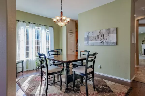 Mansfield, TX 76063,2713 Comanche Trail