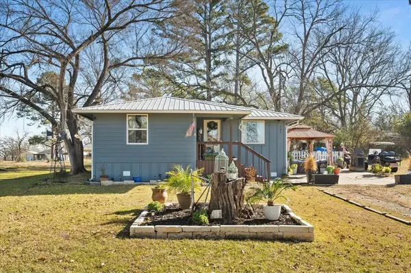 East Tawakoni, TX 75472,681 Briggs Boulevard