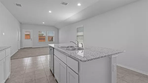 Denton, TX 76259,540 SHADED GROVE Drive