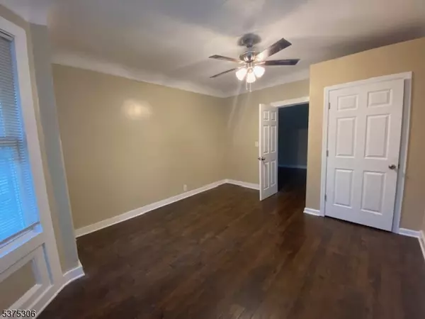 Newark City, NJ 07106,49 Columbia Ave