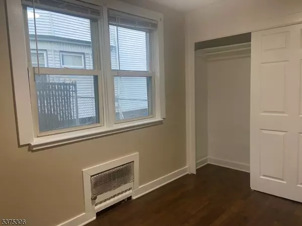 Newark City, NJ 07106,49 Columbia Ave