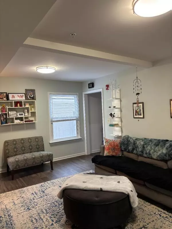 Morristown Town, NJ 07960,86 Washington St #A