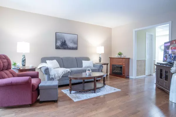 Ajax, ON L1S 5H9,40 Longstaff DR