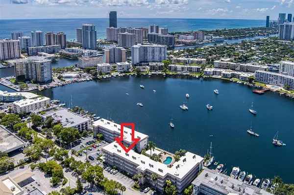 Hallandale Beach, FL 33009,2200 Diana Dr #312