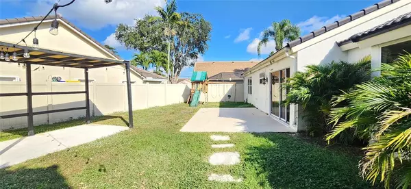 Wellington, FL 33414,12606 White Coral Dr