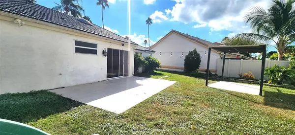 Wellington, FL 33414,12606 White Coral Dr