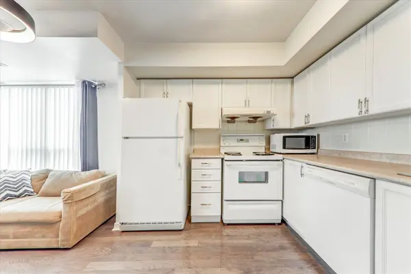 Mississauga, ON L5M 6Z9,2545 Erin Centre BLVD #1803