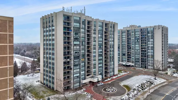 Oakville, ON L6L 5L6,2185 Marine DR #1104