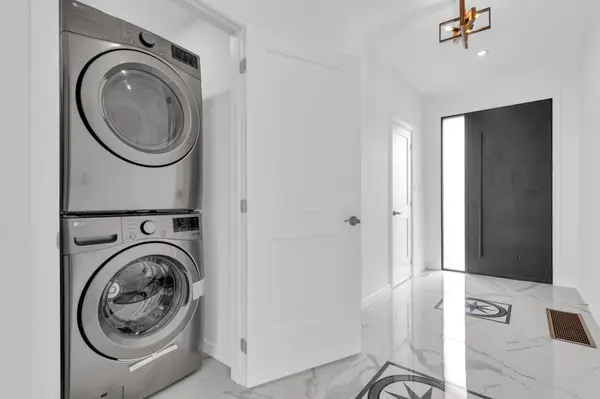 Trent Hills, ON K0L 1L0,36 Regent ST