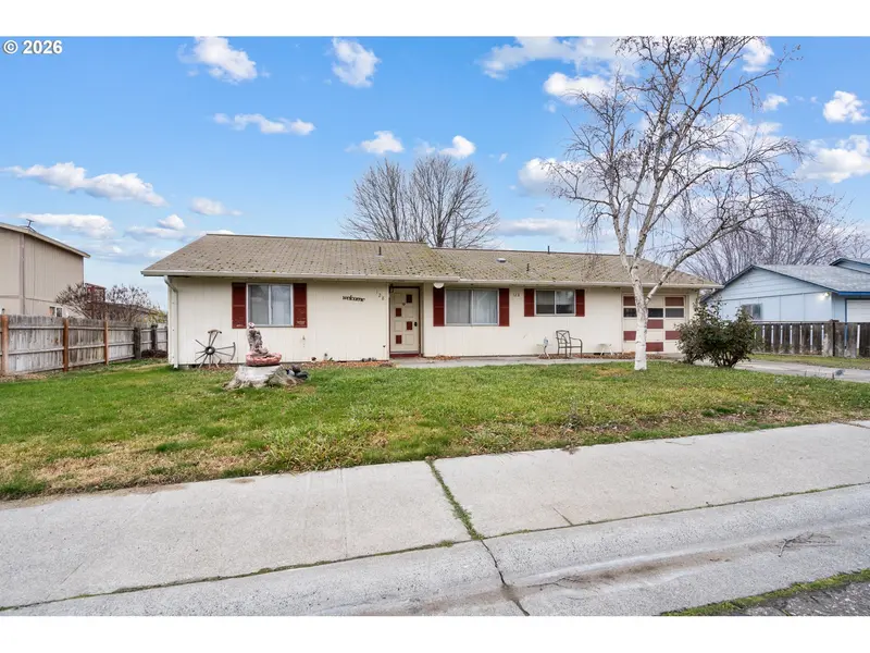 128 SW WILLOW FORK DR, Boardman, OR 97818