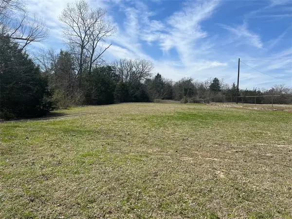 Terrell, TX 75160,8680 County Road 301 Road