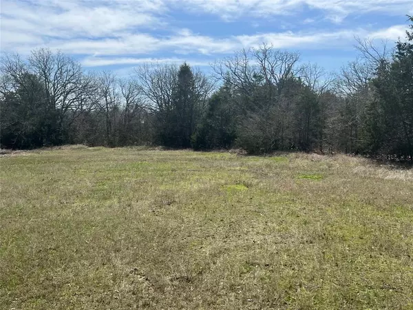 Terrell, TX 75160,8680 County Road 301 Road