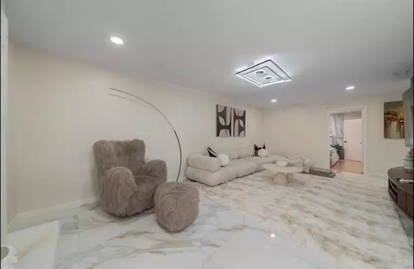 Dallas, TX 75225,9003 Villa Park Circle