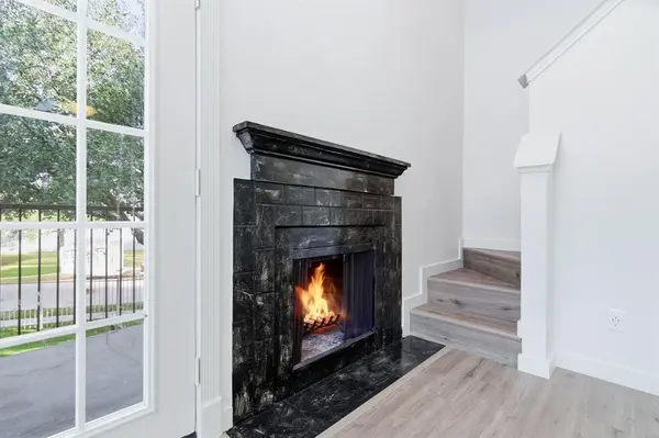 Fort Worth, TX 76107,3101 Sondra Drive #201