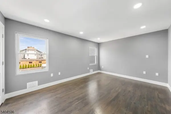 Elizabeth City, NJ 07201,1117 Chestnut St