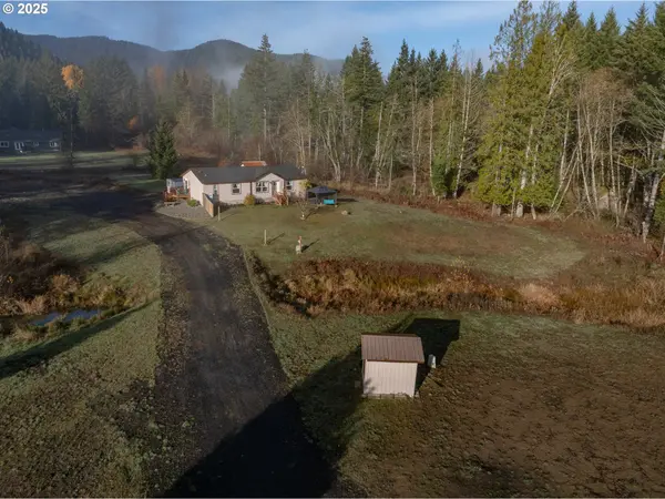 Carson, WA 98610,252 BLACKLEDGE RD