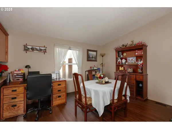 Carson, WA 98610,252 BLACKLEDGE RD