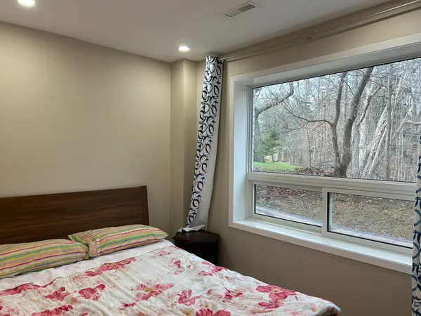 Toronto C15, ON M2K 2H6,62 Banstock  Dr DR #Room 5