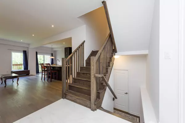 Lincoln, ON L0R 1B4,3985 Crown ST