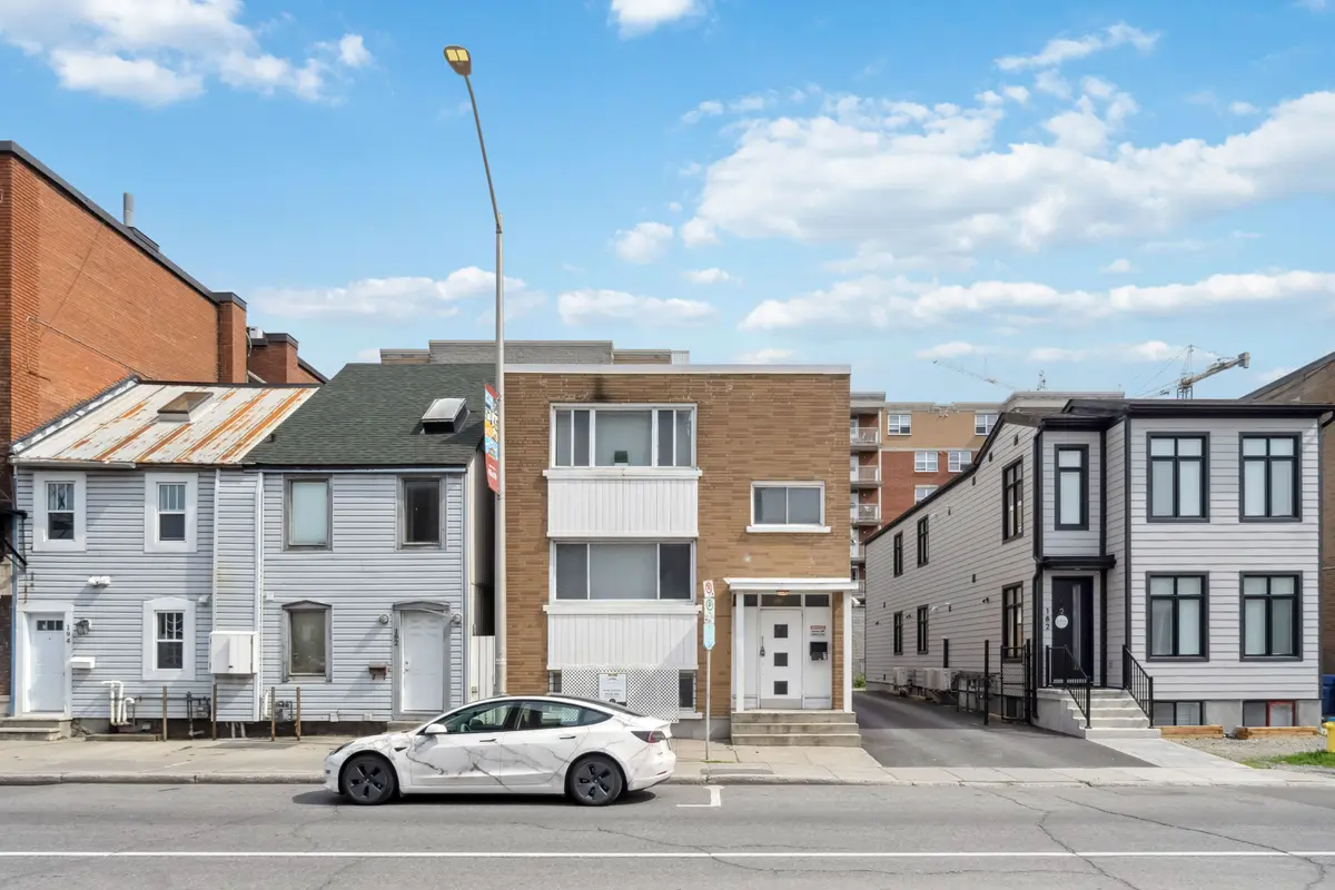 Lower Town - Sandy Hill, ON K1N 5M8,184 Murray ST
