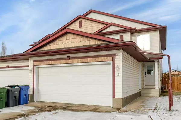 3 Amlee Close,  Red Deer,  AB T4R 3G2