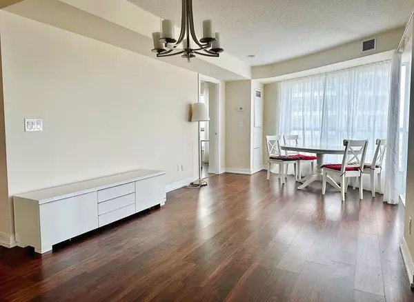 151 Village Green SQ #1908, Toronto E07, ON M1S 0K5