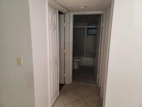 Boca Raton, FL 33434,8657 Boca Glades Blvd #C