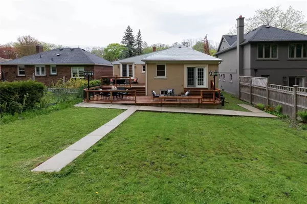 Toronto W01, ON M6S 3T7,182 South Kingsway N/A