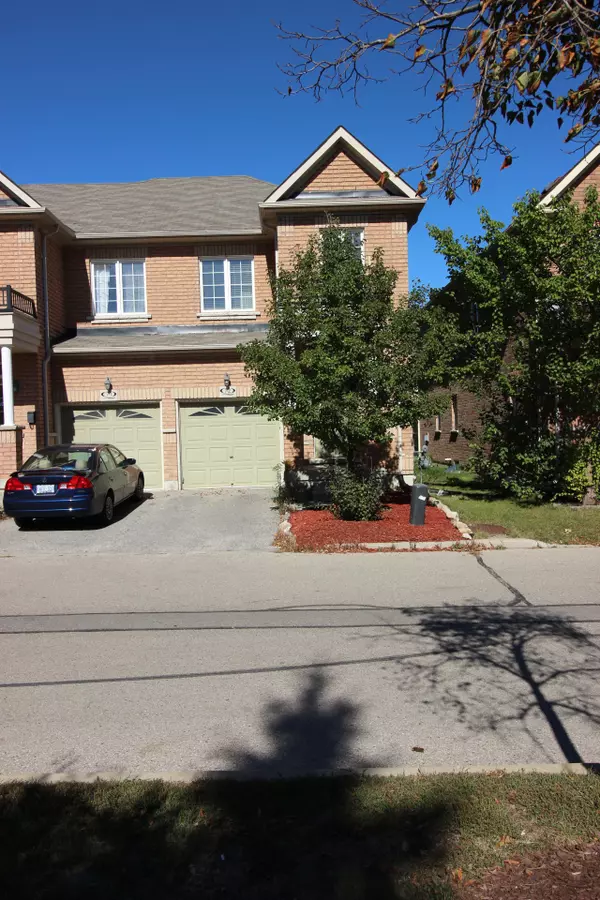 Kitchener, ON N2M 3S1,110 Highland RD E #72