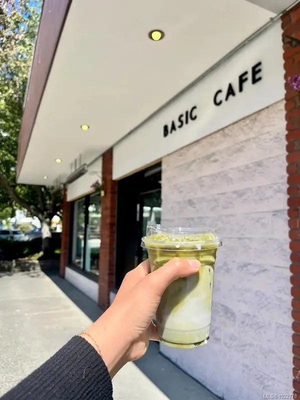 Victoria, BC V8V 3M4,911 Yates St #160