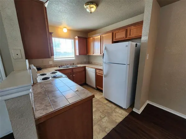 Fort Worth, TX 76104,1431 E Robert Street