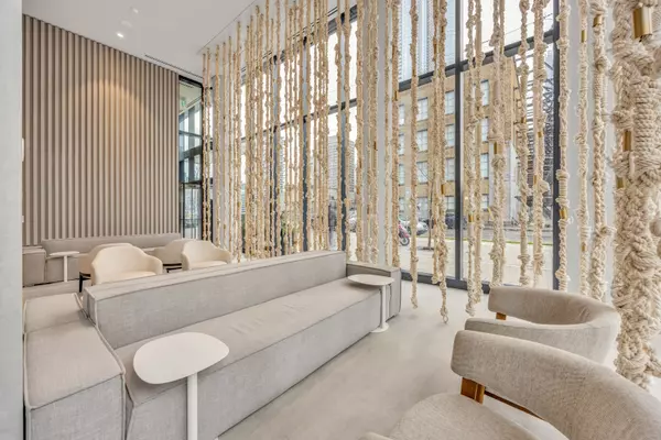 Toronto C08, ON M5E 0G1,55 Cooper ST #1905