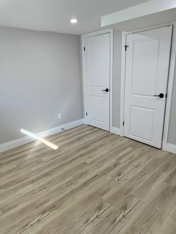 Brantford, ON N3S 3V2,266 Dalhousie ST #Lower