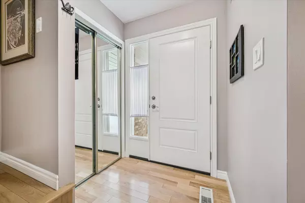 Cambridge, ON N3C 3R6,14 Bitzer CT